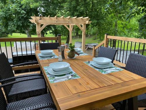 Zahrada ubytování Disconnect From Reality/ River House/Hot Tub/Pet Friendly