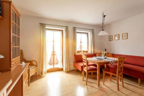 Posezení v ubytování Kurbad und Landhaus Siass