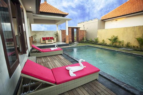 Kolam renang di atau dekat dengan The Sawah Resort & Villa