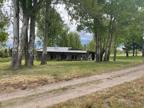 Estancia La Dina, La Carrera, Tupungato – Alojamiento en Tupungato Estancia La Dina, La Carrera, Tupungato – Alojamiento en Tupungato
