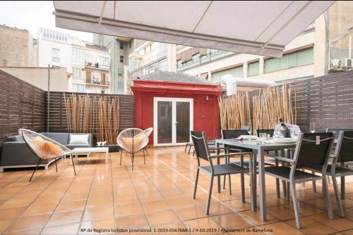Catalonia Square Terrace & 5 bathrooms 5BD-5BTH