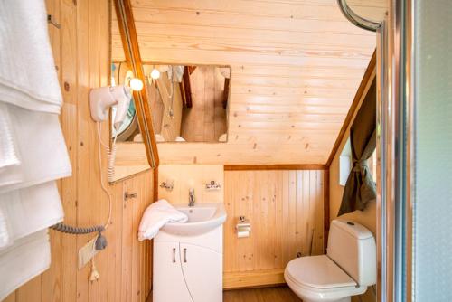 Un baño de Osonnya Karpaty 4*
