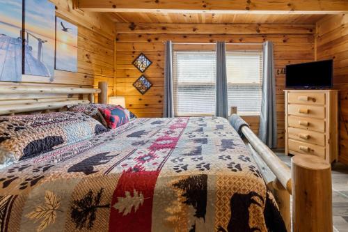 Serenity, A Rustic Log Cabin Retreat photo 25