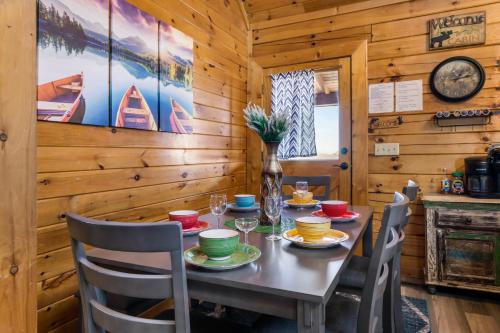 Serenity, A Rustic Log Cabin Retreat photo 19