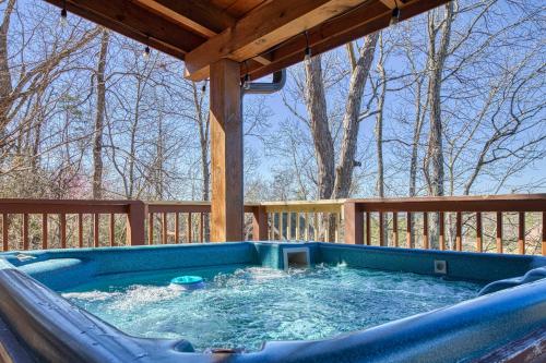 Serenity, A Rustic Log Cabin Retreat photo 13