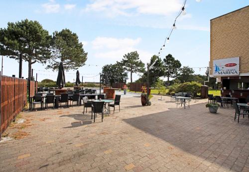 Restaurace v ubytování Hotel/ Apartments Marina