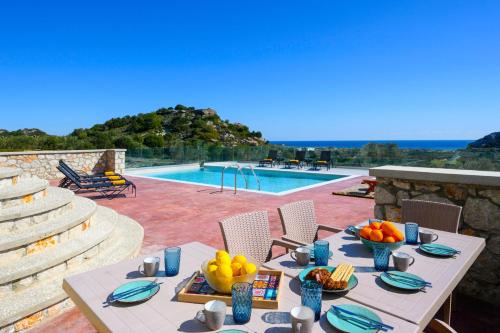 Πισίνα στο ή κοντά στο Alki Slow Living Villas