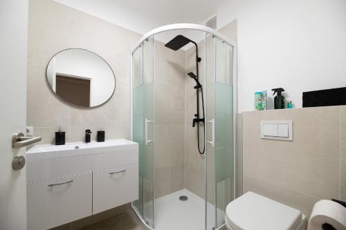 Design city apartment Free parking Near Schoenbrunn