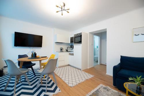 Design city apartment Free parking Near Schoenbrunn