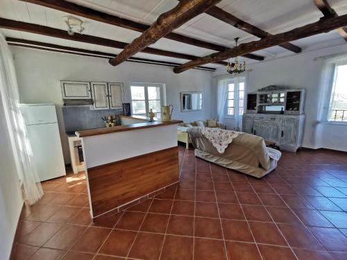 Imagen de la galería de Appartement Palazzo Patrimonio, en Patrimonio