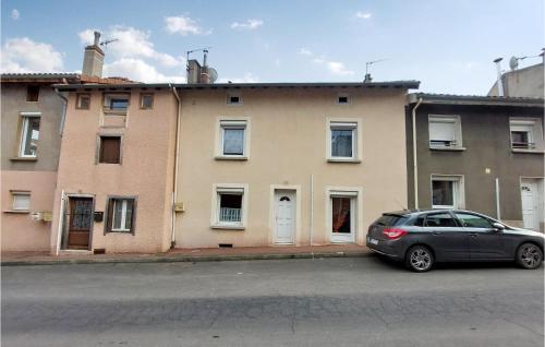 Foto 2 Bedroom Awesome Home In Bas-En-Basset 1