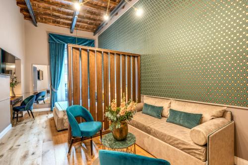 Tree Charme Parliament Boutique Hotel Image