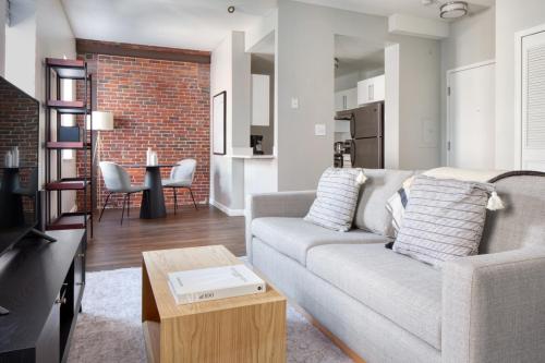 Gambar di galeri bagi DorchesterMilton 1BR next to Milton T stop BOS-472 di Boston
