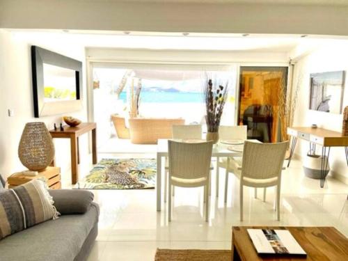 Χώρος καθιστικού στο Villa cocoon sur la plage