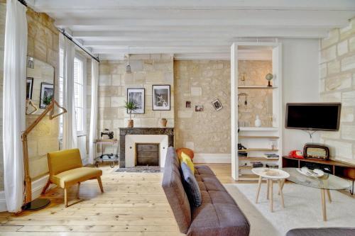 Le Rétro - Bail Mobilité - cœur des Chartrons