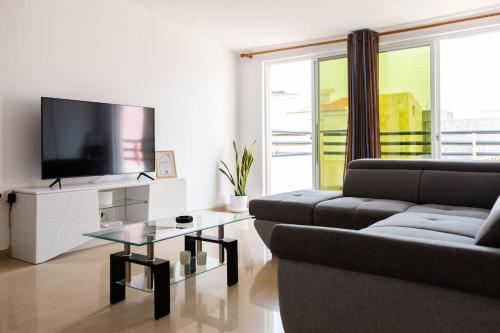Fotografie z fotogalerie ubytování 3 bedroom apt, FREE WIFI & AC, Cidadela - LCGR v destinaci Praia