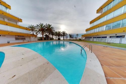 Appartement 60 M2, piscine première ligne de mer