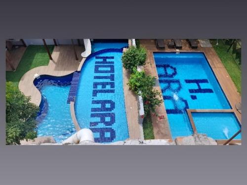 Bazén v ubytování Hotel Ara nebo v jeho okolí