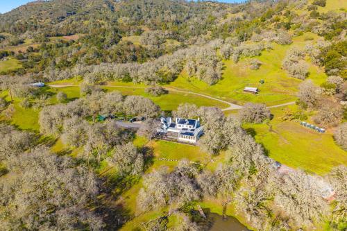 Alexander Valley Farmhouse – Photos 3