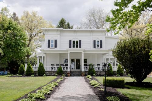 John Joseph Inn – Photos 3