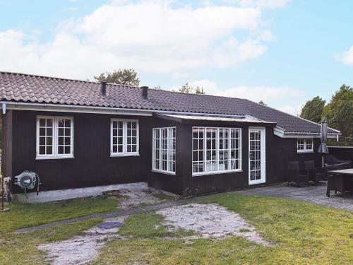 Gallery image of 6 person holiday home in Blåvand in Blåvand