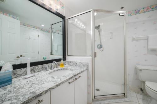 Ένα μπάνιο στο Towers 2 - Ocean Towers 2102