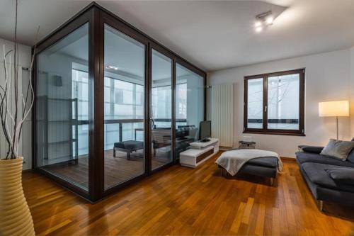 Modern spacious flat with a terrace and a parking