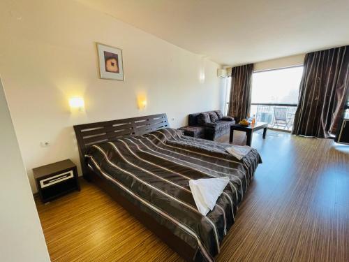 Gallery image of At the American's Hotel in Pomorie