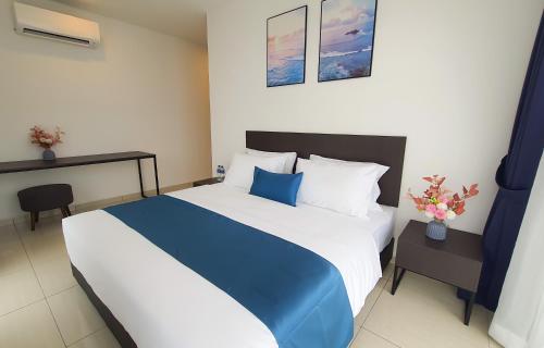Letto o letti in una camera di Ramada Suites by Wyndham The Straits Johor Bahru