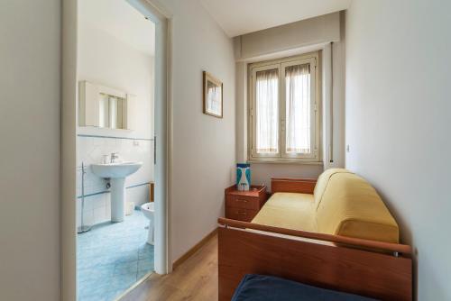 GuestHost - Sunny Apartment Piramide