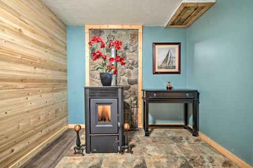 Φωτογραφία από το άλμπουμ του Berkeley Springs Vacation Home with Fire Pit! σε Berkeley Springs