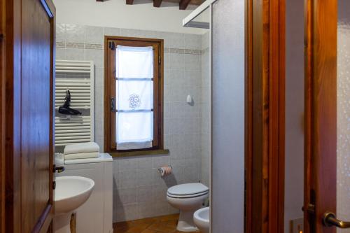 Koupelna v ubytování CASE&COLLINE Buonriposo