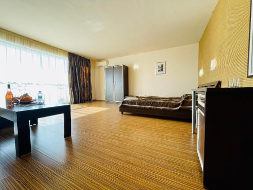 Gallery image of At the American's Hotel in Pomorie
