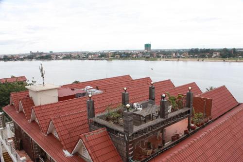 a view of the river from the roof of a building at Lux Riverside Hotel & Apartment in Phnom Penh
