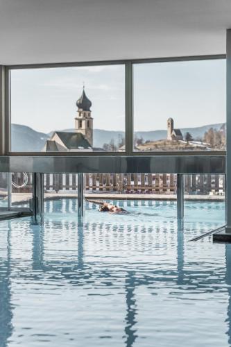 Πισίνα στο ή κοντά στο Hotel Emmy - five elements
