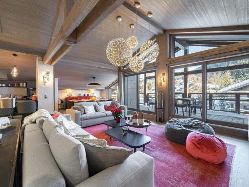 Penthouse à Megève avec Jacuzzi, Sauna, Piscine & Salle de Sport - FR-1-569-27