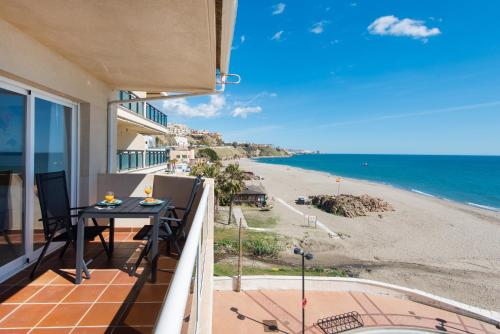 PRIVILEGE OF THE SEA, 1st Line Carvajal Beach- Fuengirola 3rd floor