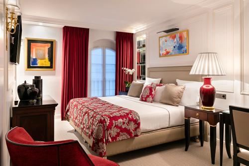 Una cama o camas en una habitación de Francois 1er