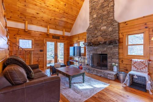 Whiskey Creek Cabin – Photos 2