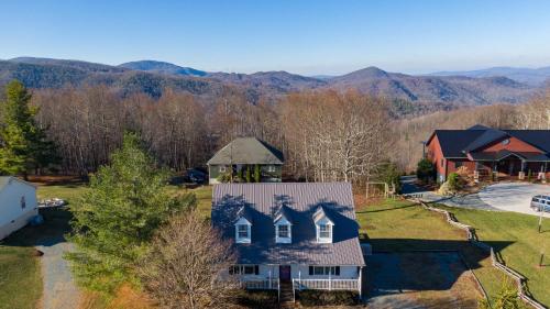 Petes Alpine Retreat – Photos 2