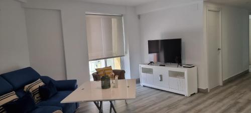 Almansa Shoping & balcony 3 Bedrooms City Center