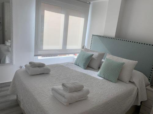 Almansa Shoping & balcony 3 Bedrooms City Center