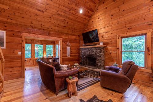 1 Treetops Retreat – Photos 3