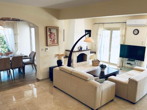 Gallery image of Beach Villa Elena in Polis Chrysochous