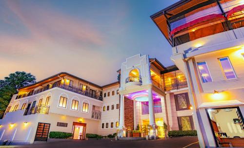 Royal Classic Resort