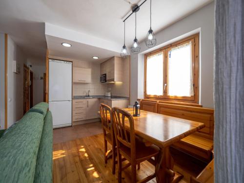 Kuchyň nebo kuchyňský kout v ubytování Apartamentos Ca de Marti