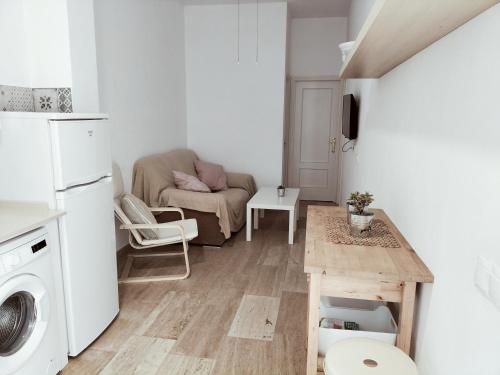 Kuchyňa alebo kuchynka v ubytovaní Apartamento Conil Gades Nömada B