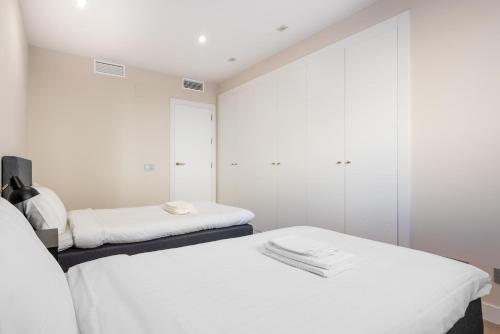 Blossom - Modern 2 bedroom apartment within walking distance to Benalmadena Pueblo