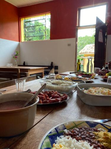 Makanan di atau berdekatan inn ini