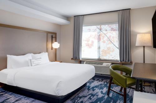 Fairfield Inn & Suites Minneapolis North Image